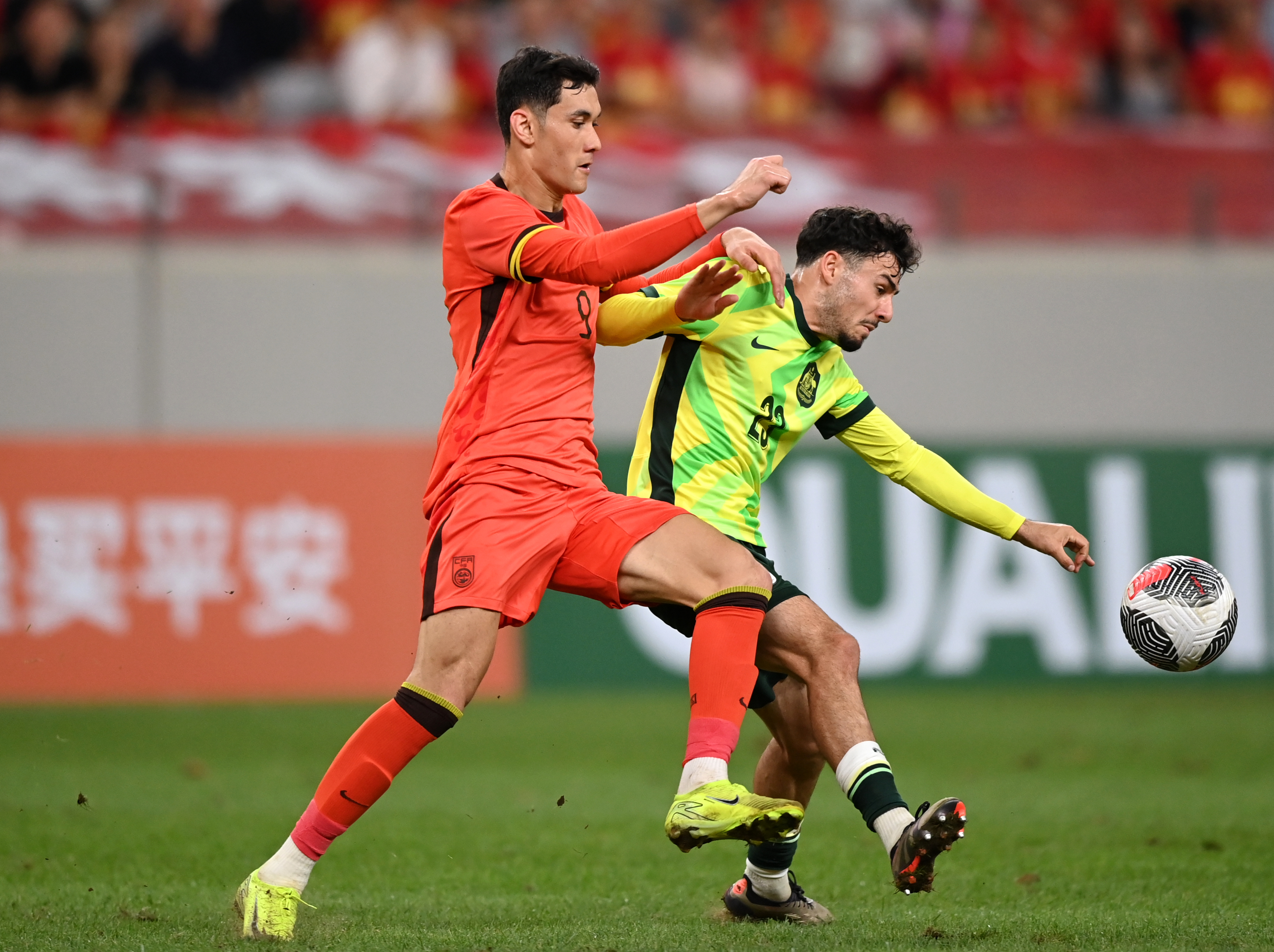 中国足球联赛赛事全面升温，球队实力暴涨(今日足球比赛赛程表)